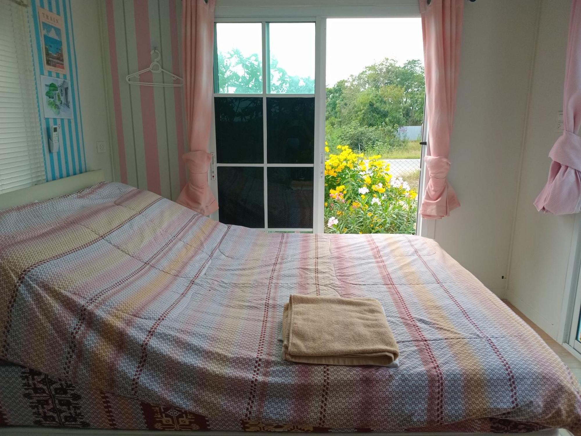 บ้านพักตากอากาศขนาดเล็ก ห่างชายหาดบางเก่า 800 เมตร #Cottage Ban Bo Yai Exteriér fotografie