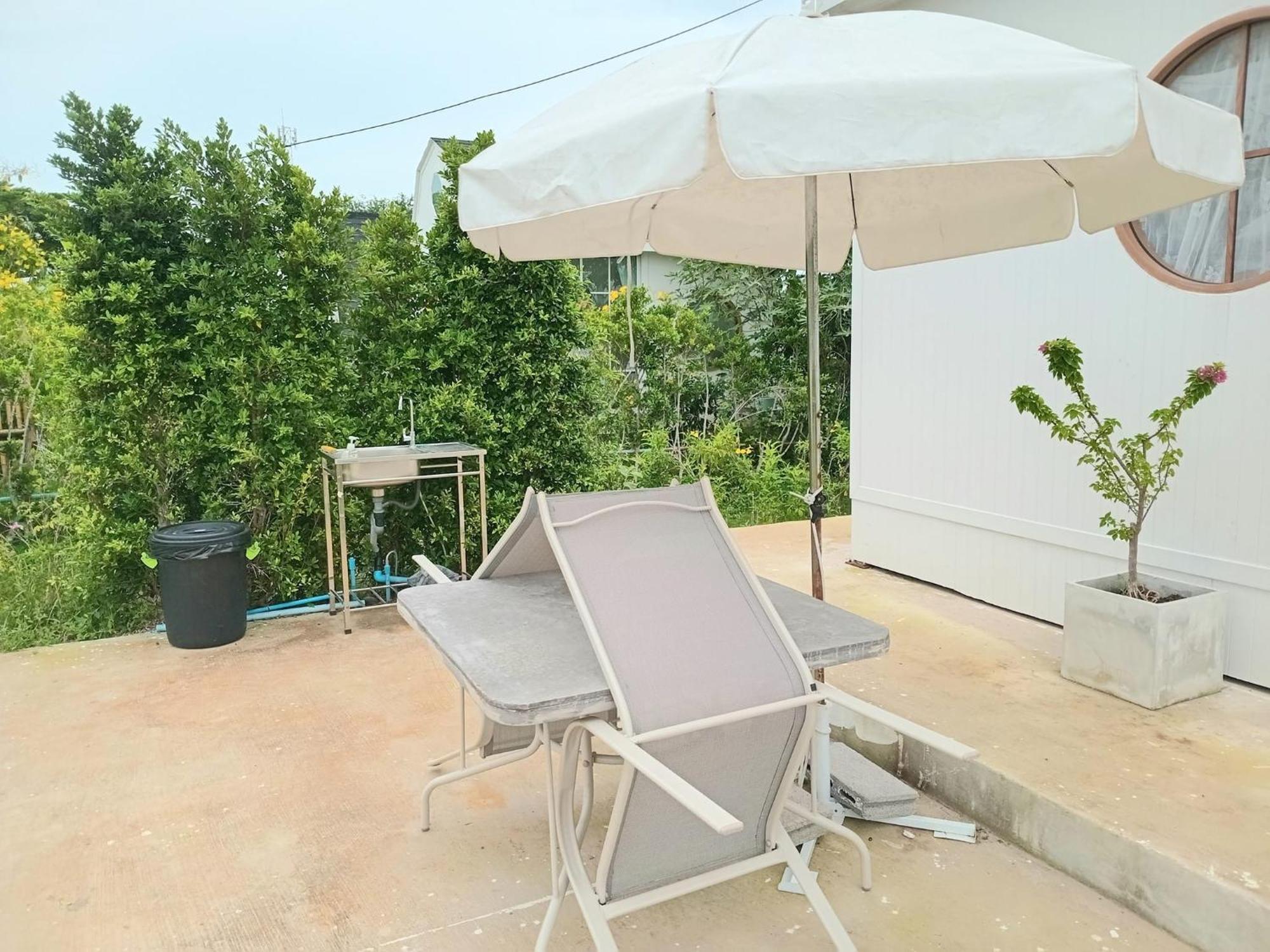 บ้านพักตากอากาศขนาดเล็ก ห่างชายหาดบางเก่า 800 เมตร #Cottage Ban Bo Yai Exteriér fotografie